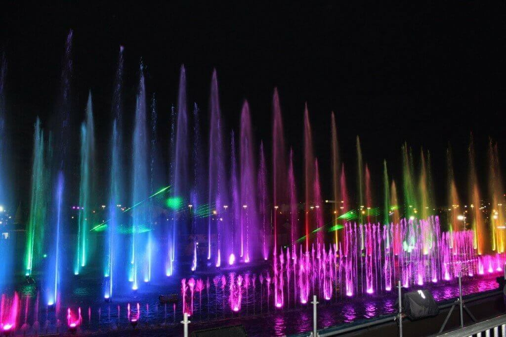 Олимпийский парк сегодня поющие фонтаны